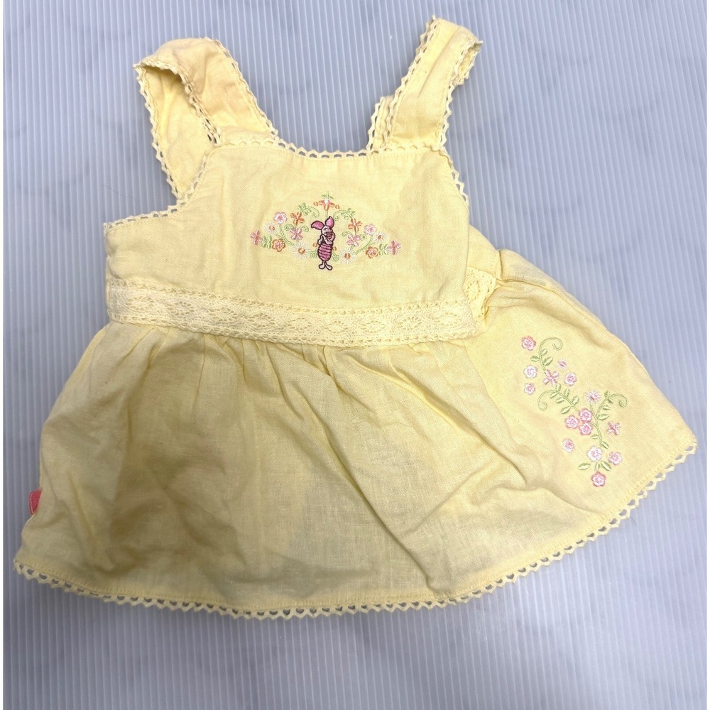 Vintage Disney Piglet Baby Dress Kids 0-3M Yellow Linen Floral Eyelet Lace Trim